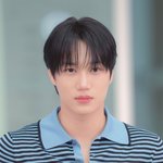 다소 충격적이었던 남돌 밀라노 <b>데님</b> 코트룩