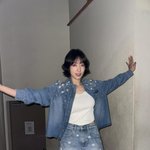 박신혜, 흔들려도 숨길 수 없는 미모…청청 패션부터 올블랙까지 완벽...