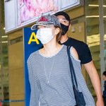 [사진]레드벨벳 슬기,'팬들 반가워요'