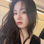 “여름 끝자락 선율처럼”…<b>신시</b>아, 청초한 눈빛→잔잔한 여운