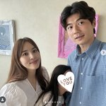 한혜진기성용, 10살 <b>리터</b>니 딸과 12주년 가족사진…‘비주얼 유전자’...