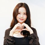 [드루와] [현장포토] "시선강탈, 피지컬"…<b>지수</b>, 치명적 복근
