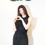 [드루와] [현장포토] "올블랙도 러블리"…사나, <b>남심</b> 스틸러