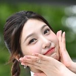 레드벨벳 크러쉬 조이, 꽃보다 ‘조이’ [포토엔<b>HD</b>]