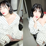 현아, 결혼 후 더 과감해졌다…<b>가운</b> 한 장만 입은 파격 셀카