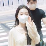 레드벨벳 아이린, ‘청뽀매 <b>민낯</b> 비주얼’ (인천공항 출국) [HD포토]