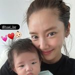 손담비, <b>목숨</b> 걸고 낳은 딸 자랑 ‘예쁨’ 가득…이 사진을 이규혁이...