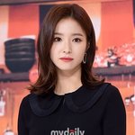 [단독] 신세경, 차기작은 '운명을 보는 회사원'
