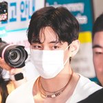 <b>뷔</b> 잘생겼다고 생각하긴 했는데