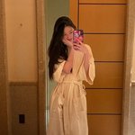 [댓글부탁해] 장원영, <b>민낯</b>+가운만 걸쳐도 여신‥소녀 감성 가득한...