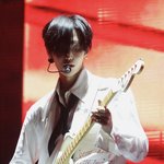 라이즈 원빈 단콘에서 <b>일렉</b>기타 치는거ㅋㅋ