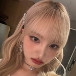 리즈는 진짜 <b>화장법</b> 한번만 바꿔줬으면 좋겟음…..