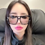 비행기 안에서” <b>2NE1</b> 박봄, 캄보디아 떠났다