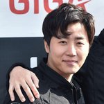 [댓글부탁해] 홍진호, 성형수술 고백 "한 달 좀 넘었는데 부기...