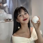 지소연, 안타까운 이별 "시간을 <b>통째</b>로 찢긴 것 같아" [전문]