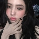 [댓글부탁해] 한소희, 옆구리·골반 노출 파격 드레스..독보적 사랑스러운...