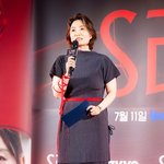 [T포토] 박경림 '붉게 물든 허리 라인'