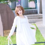 피터팬 동화 속 웬디잖아요’ (웬디의 영스트리트 출근길) [<b>HD</b>포토]