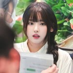 근데 이쁜애 <b>의외</b>였던거