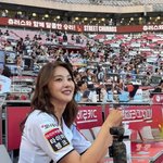 [댓글부탁해] 41세 유인영, 김동완이 반할만하네…야구장 승리요정...