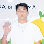 [현장포토] "긴장되지만, 괜찮아"…<b>황희찬</b>, 상남자의 포즈