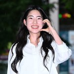 이승연, 해맑게 볼하트 [포토엔<b>HD</b>]