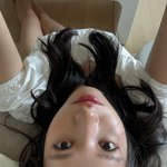 “어지러운 오후의 고요함”…우주소녀 <b>보나</b>, 여름빛 아래→몽환적 반전...