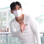 <b>BTS</b> 뷔, 안기고픈 태평양 어깨