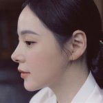 [댓글부탁해] <b>옆태</b> 예쁜 연예인 누구 생각남?