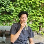 “사랑할 줄 아는 것” 류준열, 의미심장 메시지에 팬들 ‘의견 <b>분분</b>’