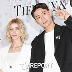 의자+층마다 화장실"…빈지노미초<b>바</b>, 초호화 자택 공개 [RE:<b>뷰</b>]