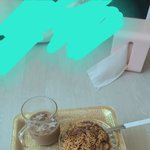 점심먹긴먹었다.