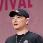 '48세 돌싱' 라이머, 소속 가수에 손 뗐다…결국 폭로 터져,...