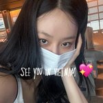 우태와 열애설’ <b>이혜리</b>, 마스크로 얼굴 가려도 유행 키링 자랑은...