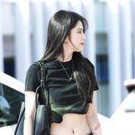 [뉴스1 ]'타투+밴드' 한소희, 방콕 향한 ‘힙스터 여신’