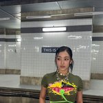 트와이스 지효, 크롭톱으로 뽐낸 탄탄한 복근…<b>구릿빛</b> 몸매 [N샷]