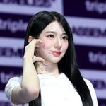 신위, '하나의 중국' 옹호 "<b>동의</b> 안하는 팬은 나가"..논란...