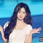 오늘 설윤 미쳤어...