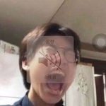 [어케생각해] 친구가 자꾸 연예인이랑 나랑 비교해 <b>샤갈</b>
