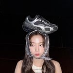 조합에 스며든 여운”…우주소녀 여름, 몽환적 일상→<b>독특</b>한 존재감