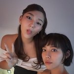 '이혼' 이윤진 딸, 벌써 중학교 졸업…화려한 미모 '제니 닮은꼴'