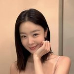 한선화, 가녀린 어깨 드러낸 핑크 드레스 자태…물오른 <b>청순</b> 미모
