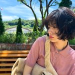 나나, 핑크 <b>무드</b> 완벽 소화...눈 뗄 수 없는 '몽환' 자태