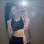 있지 유나, 황금 골반 드러낸 레깅스핏…미모도 완벽 그 자체