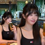 마시는 장원영 실존…음주 SNS, <b>민낯</b>에 맥주 거품 "오구오구"...