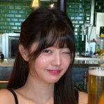 아이브 장원영 맥주 거품 귀여워...러블리 윙크