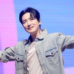 팬미팅에서 본인 필모 퍼레이드 해주는 배우