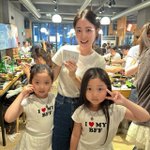 박보영, 아역 옆에서도 '초소두' 인증…아역 편지 들고 환한 미소