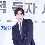 [현장포토] "떴다, <b>소다팝</b>!"...안효섭, 수줍은 사자보이즈