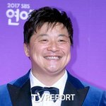 '올해 결혼' 윤정수, 별세한 母에 <b>수화</b>로 전한 진심 ('홈즈')